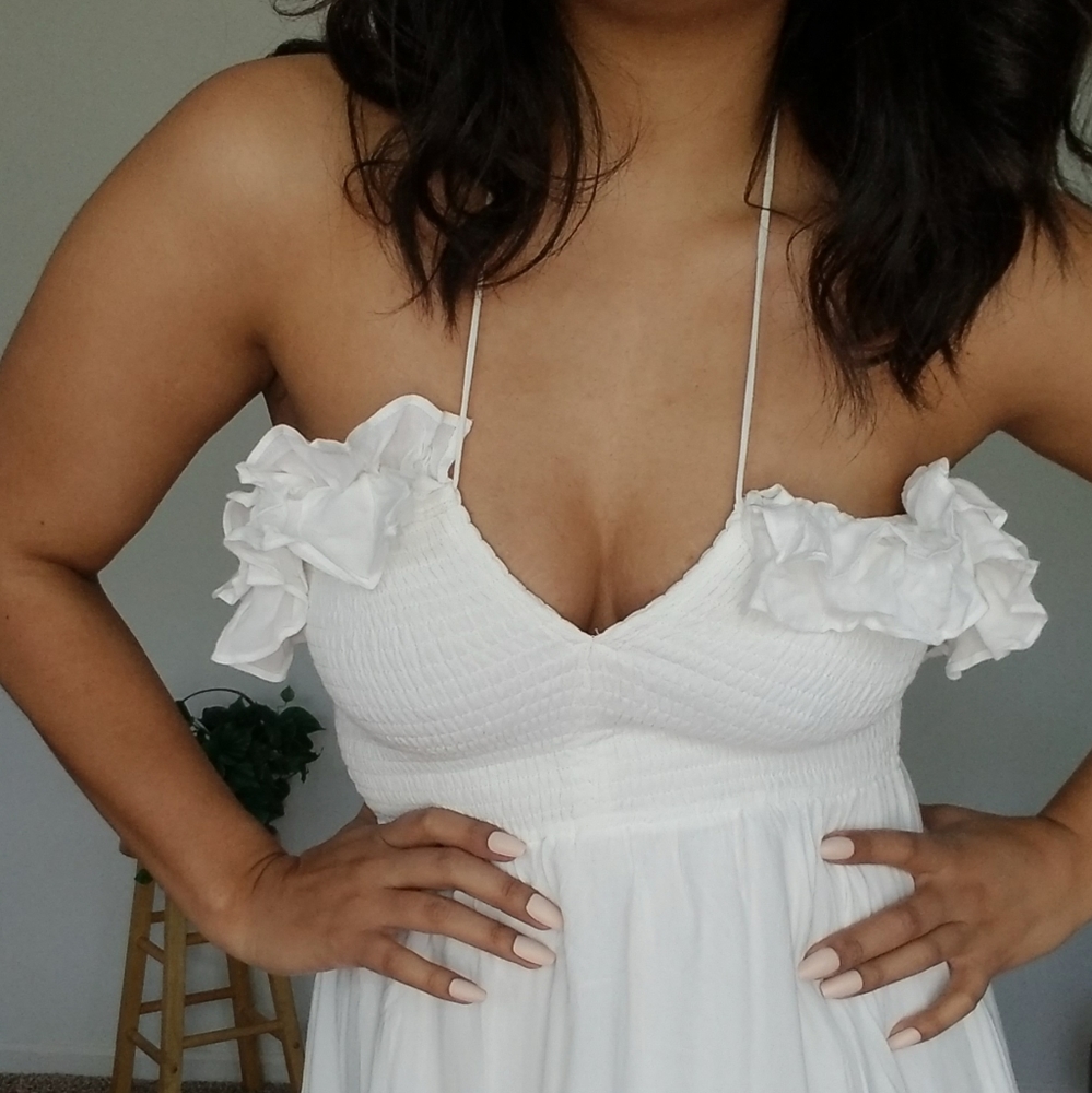 DOVES AND ROSES WHITE RUFFLE SMOCKED MIDI DRESS - Picture 13 of 16